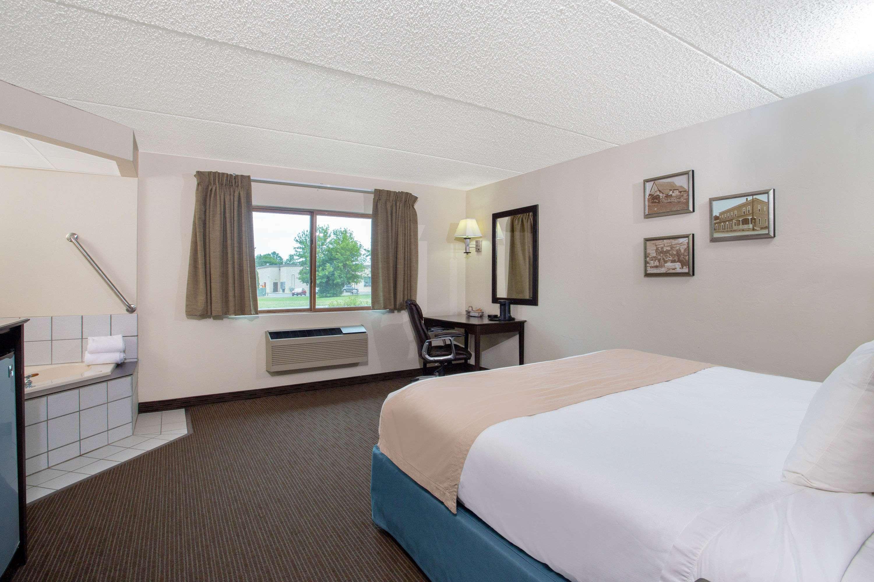 Americinn By Wyndham Green Bay West Exterior foto