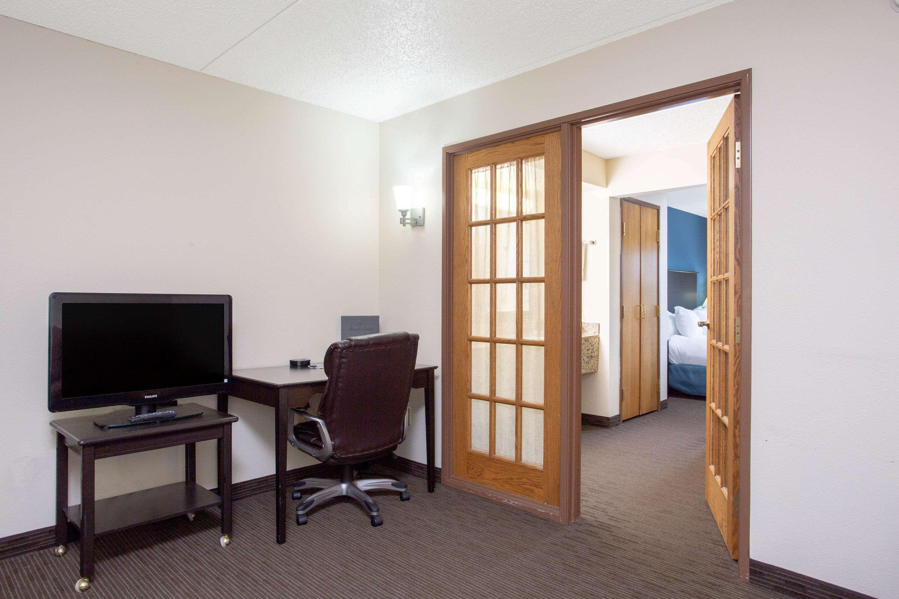 Americinn By Wyndham Green Bay West Exterior foto